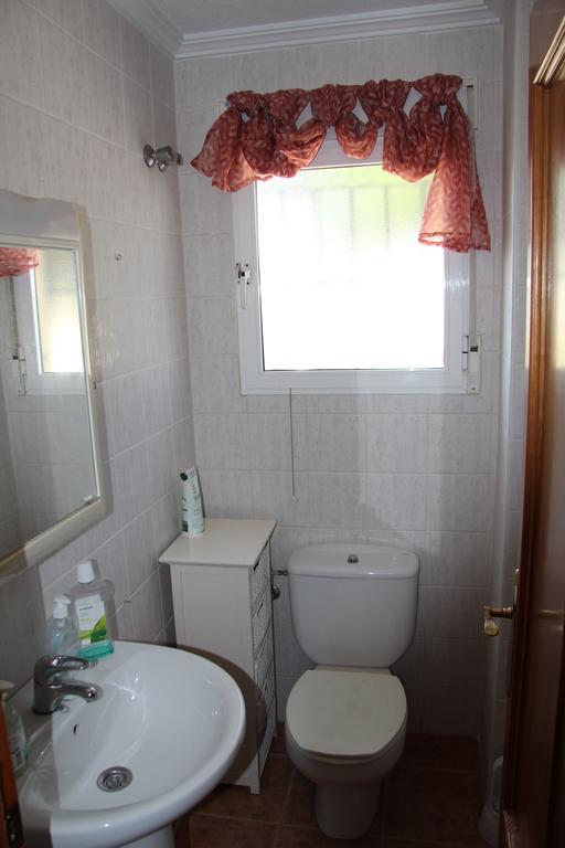 Holiday Home Torre De Pisa Торрев'єха Номер фото