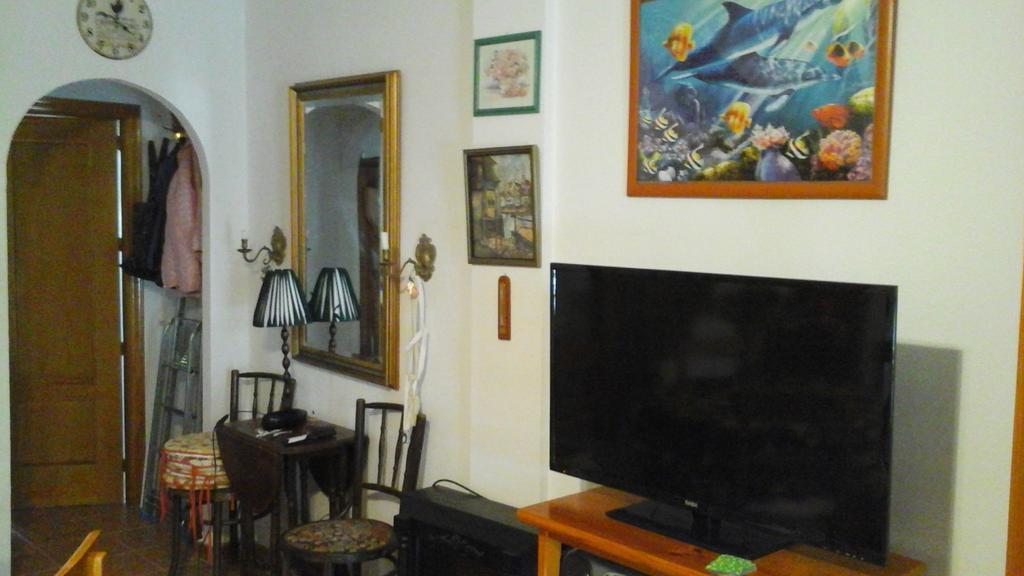 Holiday Home Torre De Pisa Торрев'єха Екстер'єр фото